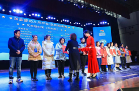 安徽省淮北衛(wèi)生學(xué)校兩位選手在2023金磚大賽首屆嬰幼兒 照護(hù)職業(yè)技能決賽中分獲一等獎和二等獎